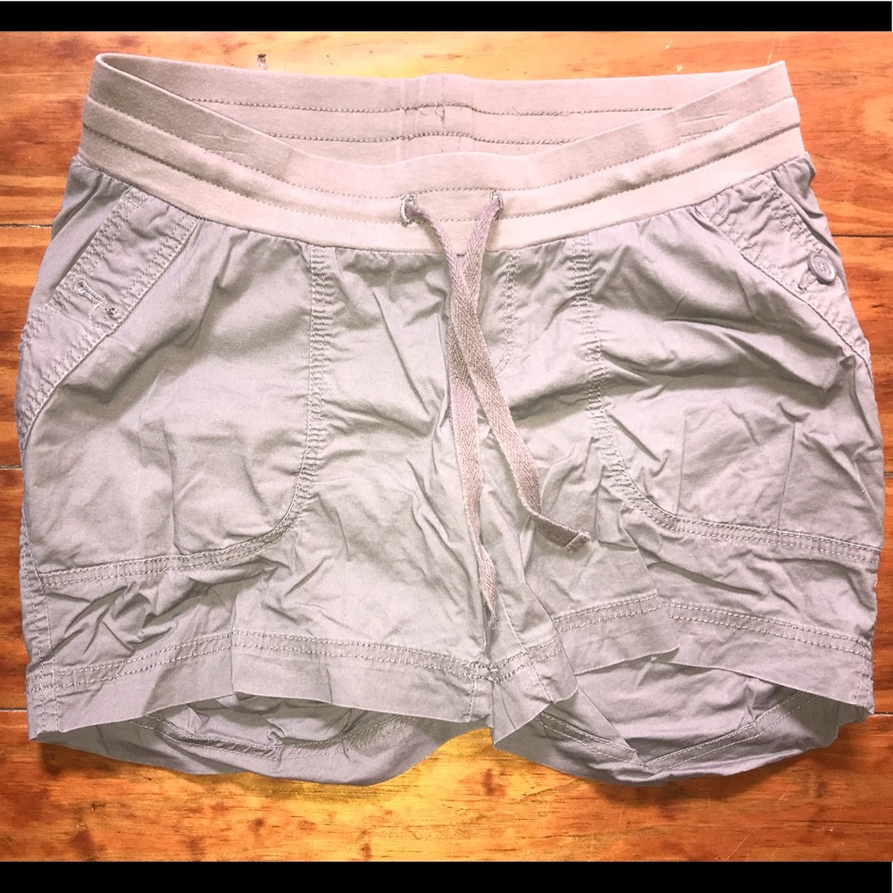 Maternity shorts size Sm army green